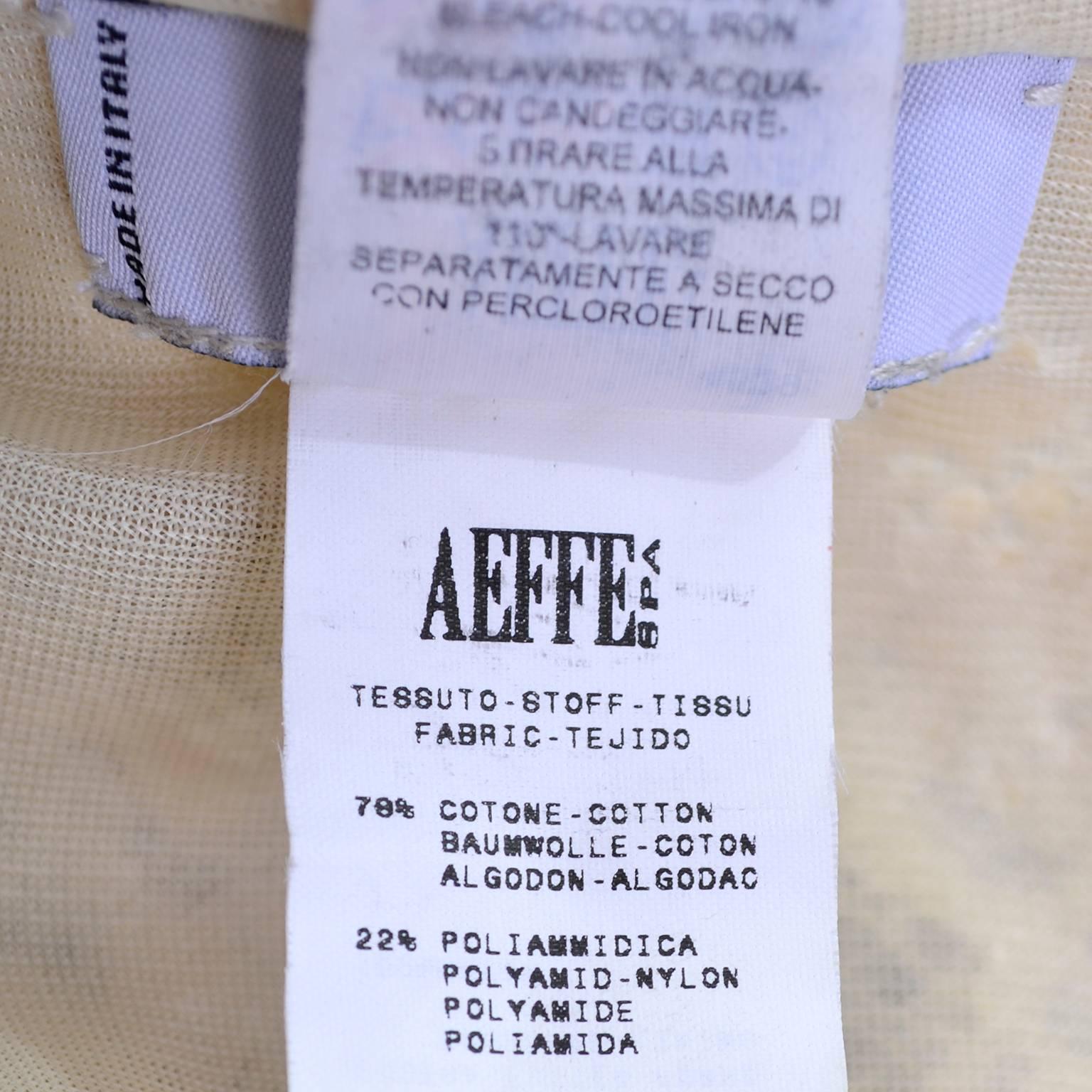 Robe vintage Moschino en dentelle sable crème à manches courtes et col en T, taille US 6  en vente 4
