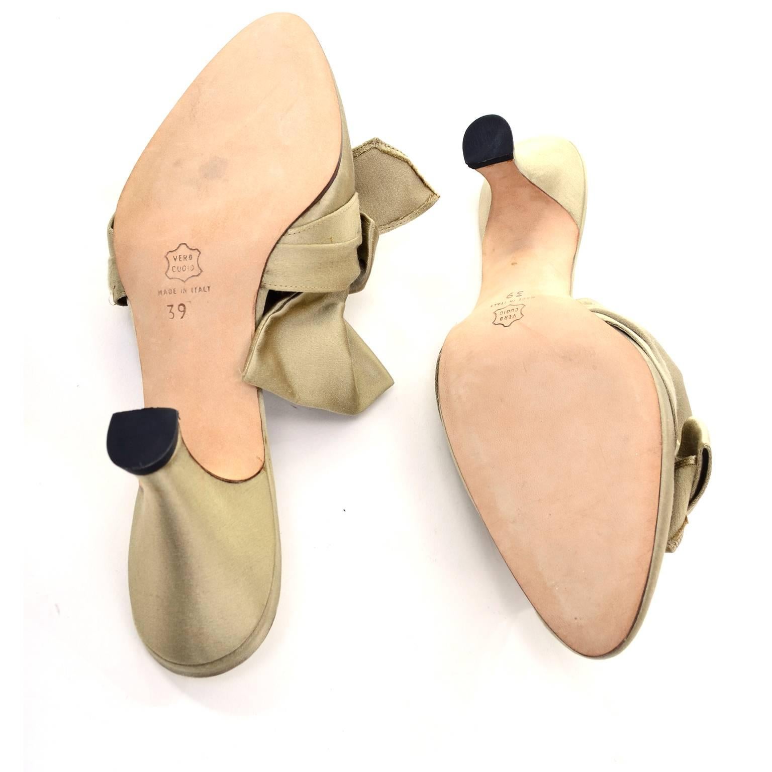 Women's Rare 1980s Manolo Blahnik London Shoes Vintage Ruffled Satin Bow Mules Unworn 39