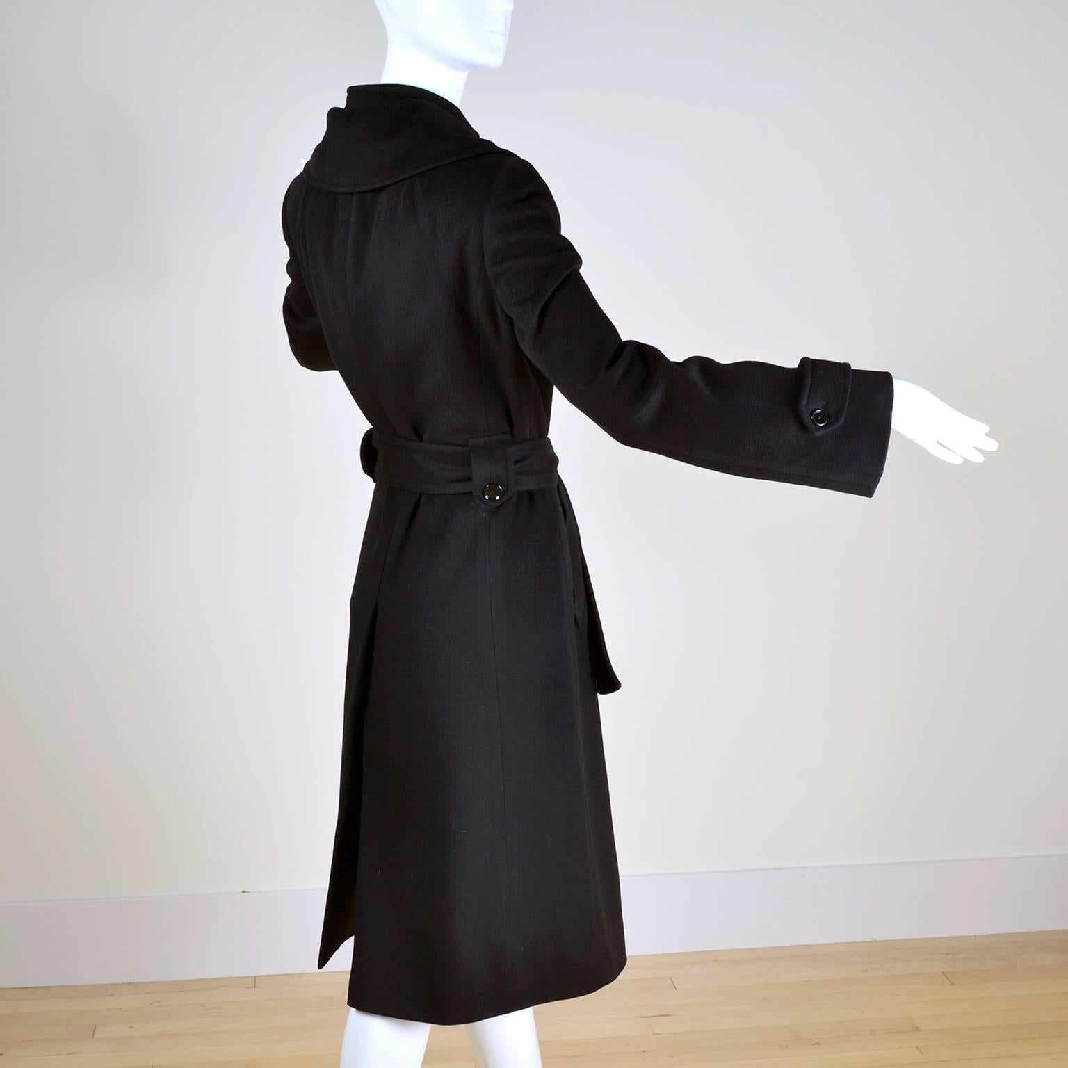Women's Dolce & Gabbana Vintage Black Cashmere & Wool Coat With Belt 8/10