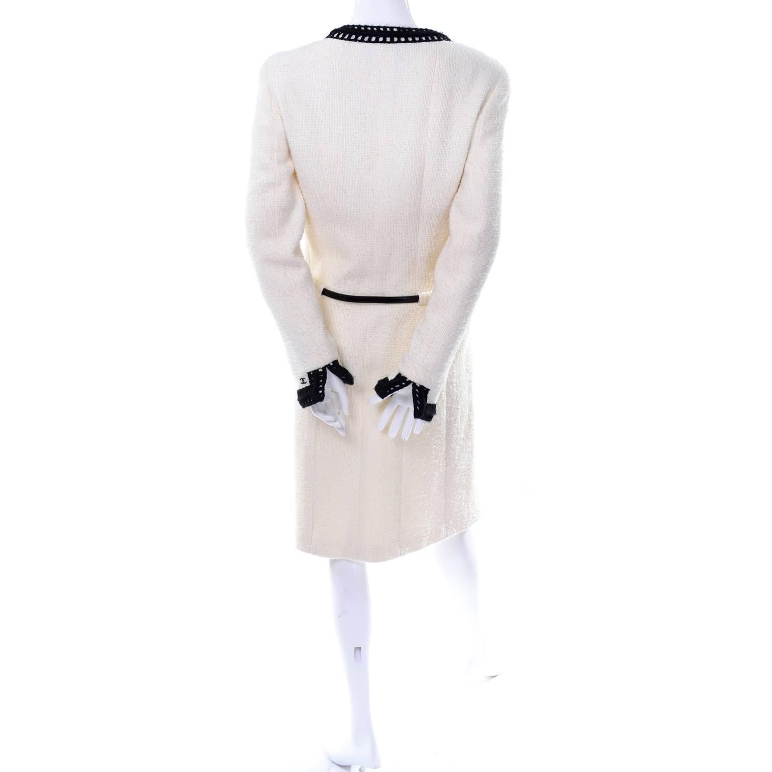 Chanel 2000 Documented White Tweed Coat Black Trim Kyoto Costume Institute 8/10 2