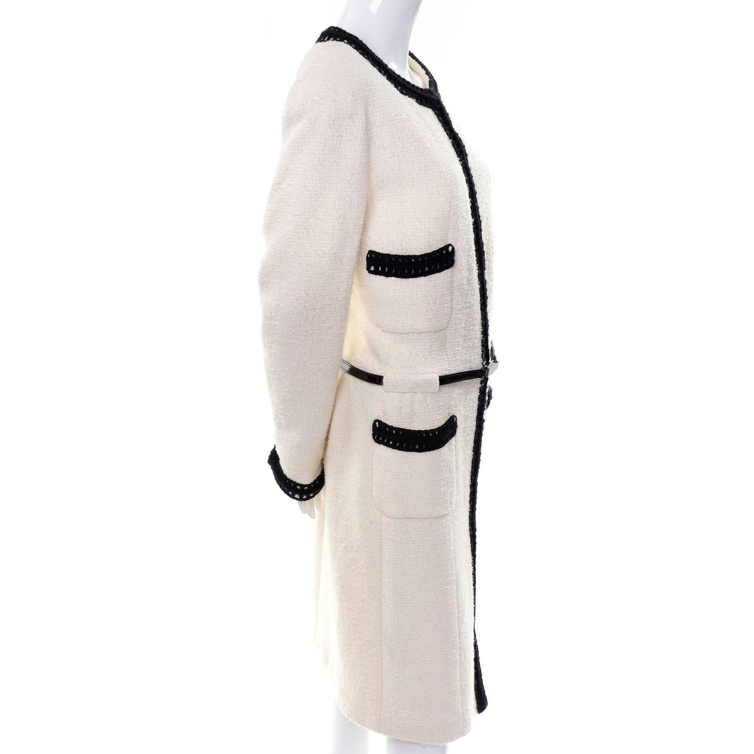 Chanel 2000 Documented White Tweed Coat Black Trim Kyoto Costume Institute 8/10 3