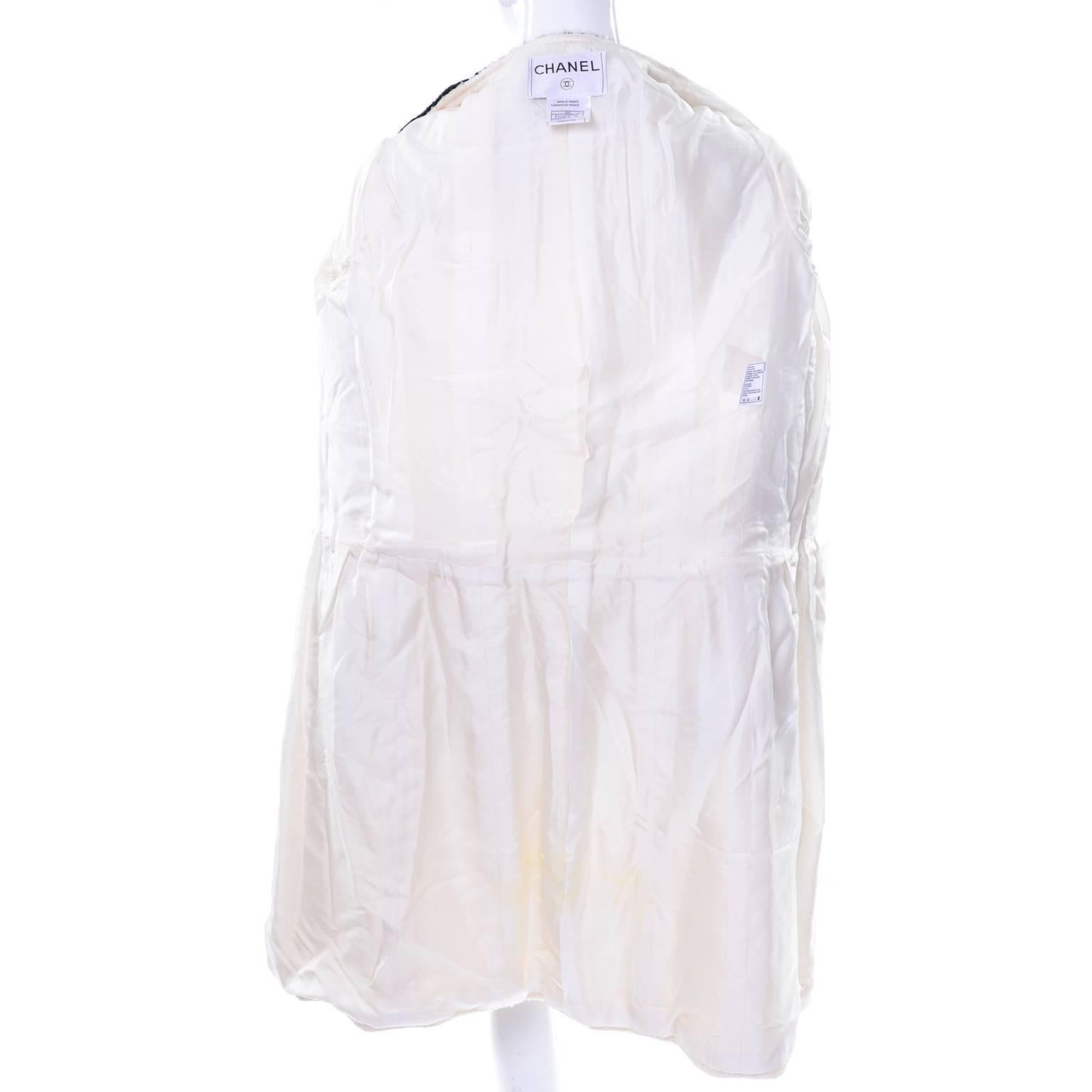 Chanel 2000 Documented White Tweed Coat Black Trim Kyoto Costume Institute 8/10 4