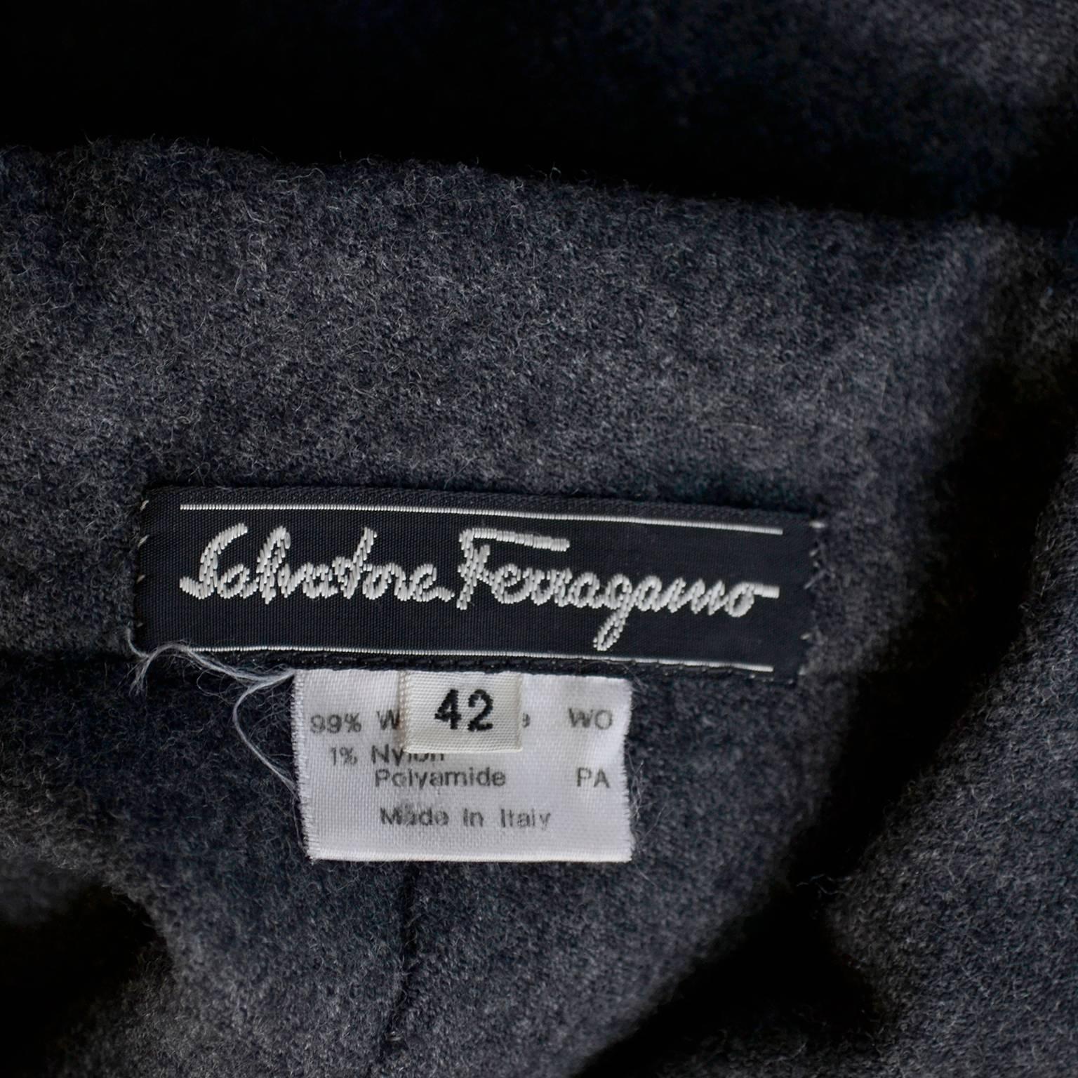 Vintage Salvatore Ferragamo Mantel in Übergröße aus grauer Wolljacke mit Taschen, 1980er Jahre im Angebot 3