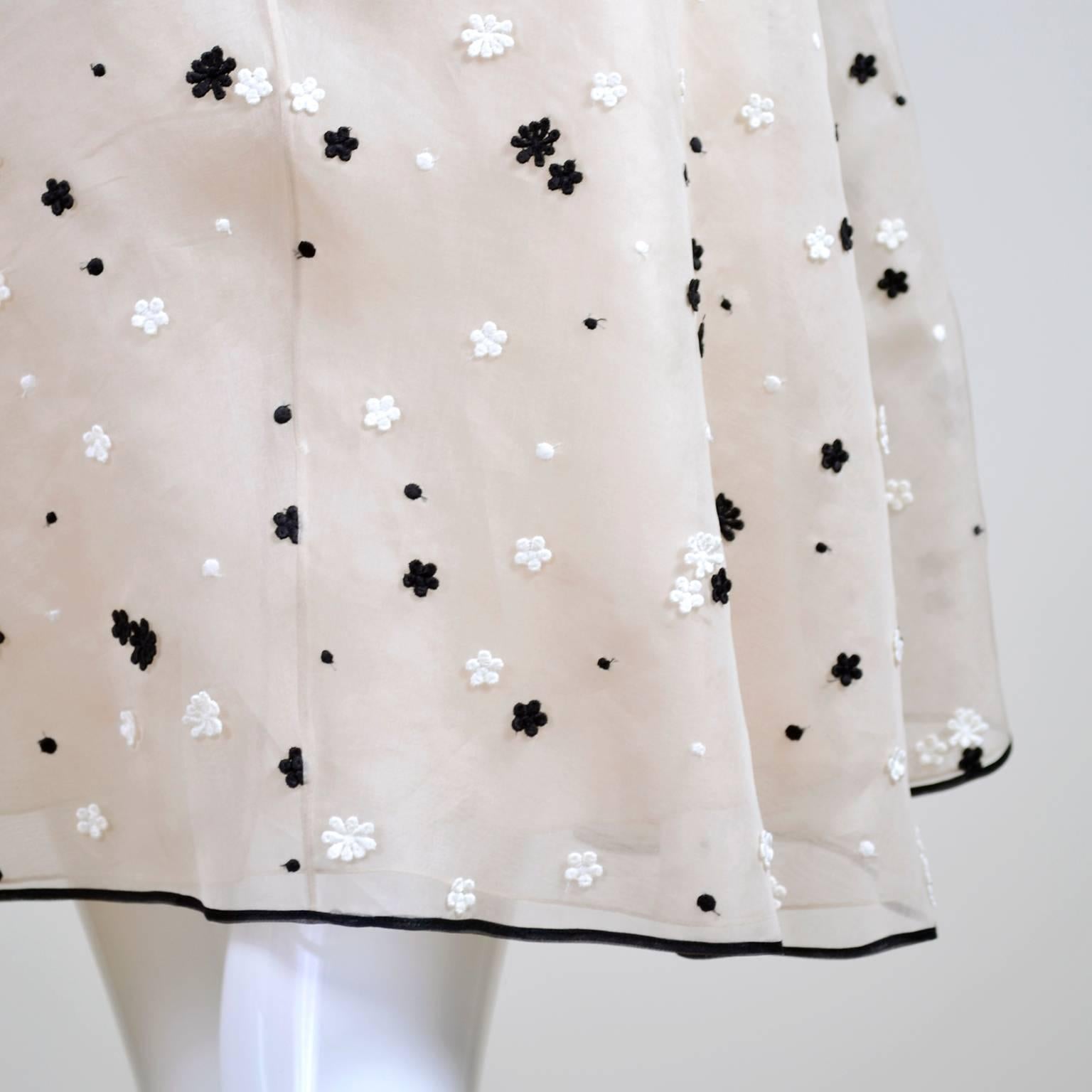 Gray Documented 2011 Valentino Dress in Cream Organza w Black & White Flowers