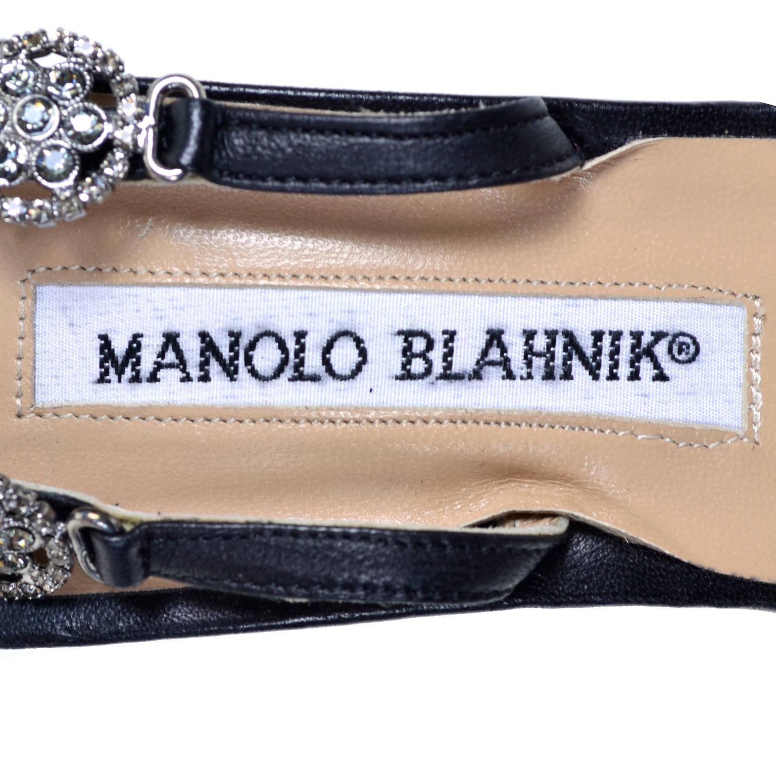 Manolo Blahnik Chaussures vintage rares à talons à lanières avec cristaux, Taille 37 en vente 3