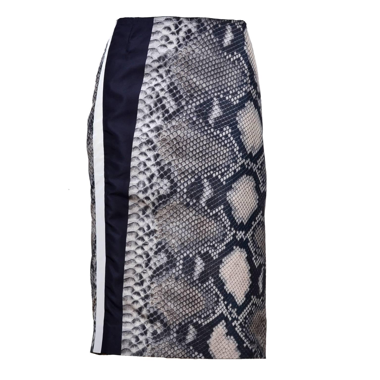 Prada Black and Ivory Snakeskin Print Silk Skirt Size 42 S/S 2009