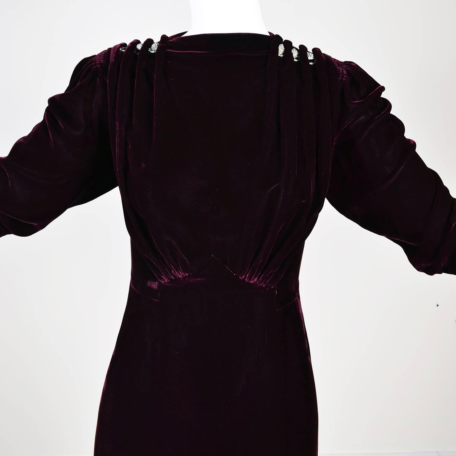 Women's Alexanders 1930s Burgundy Velvet Dress With Rhinestone Clips