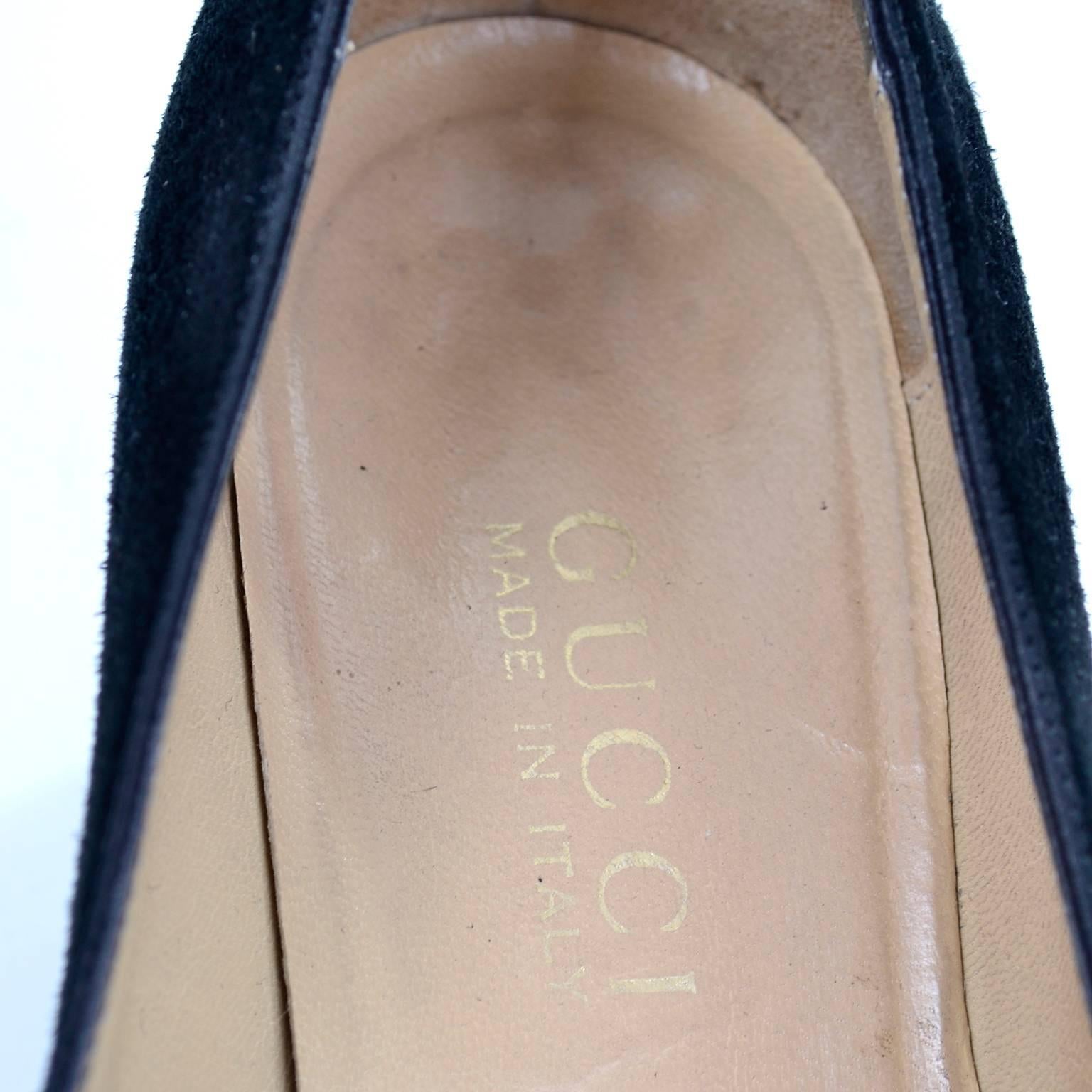 Vintage Horsebit Gucci Schuhe aus schwarzem Wildleder, Größe 7,5 mit Karton im Angebot 2
