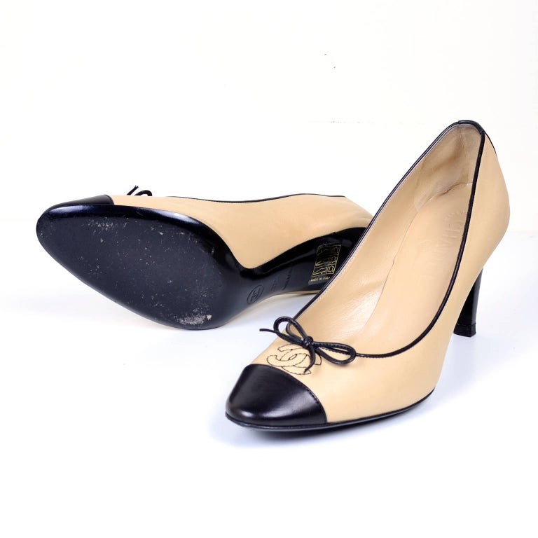 Chanel Black Quilted Flat Shoes With Bow Chanel Black Quilted Flat Shoes With Bow