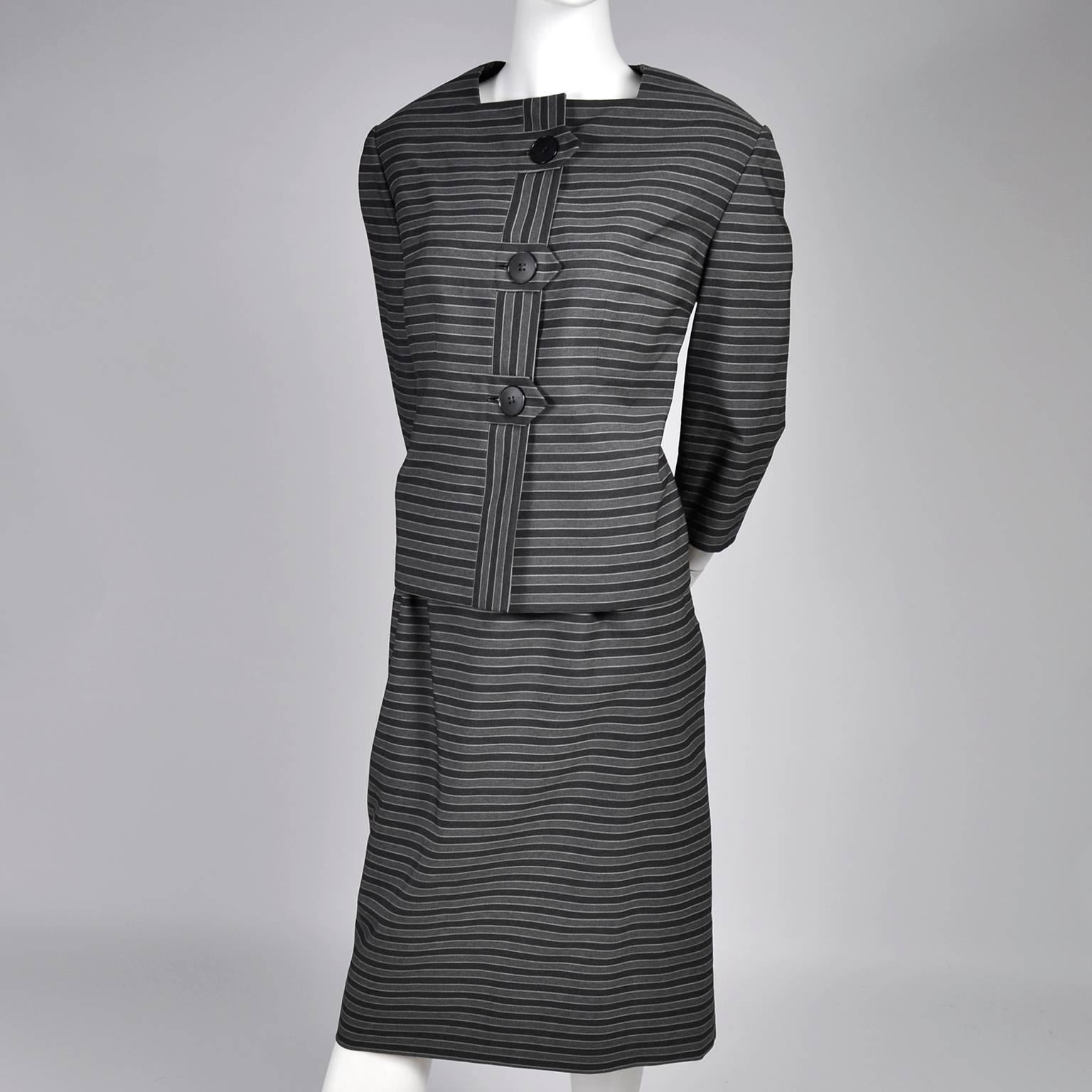1960er Jahre Vintage Irene Lentz Anzug von Bullocks Wilshire in Grau und Schwarz gestreiften Streifen Damen