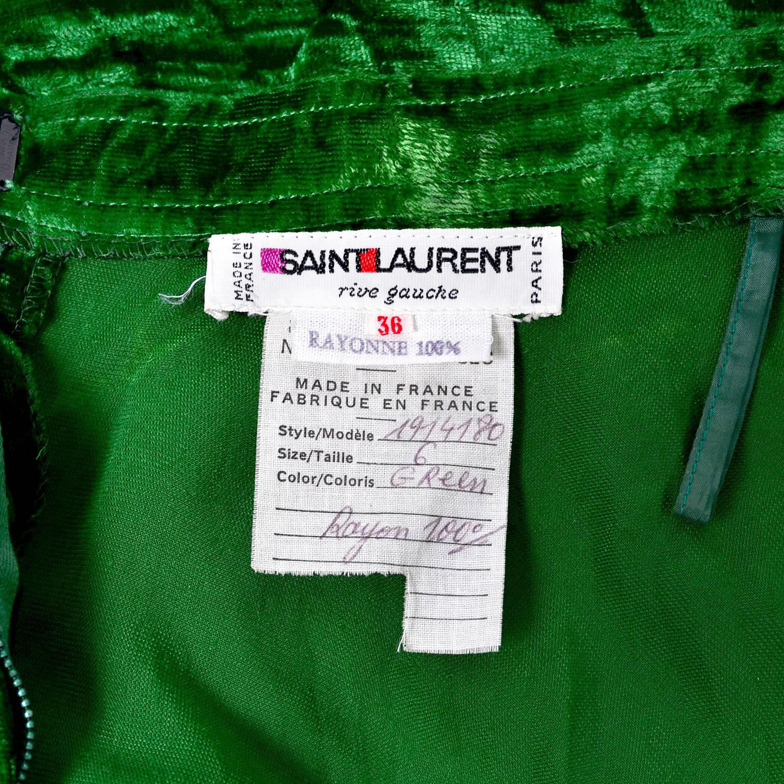 1970s Yves Saint Laurent YSL Vintage Skirt in Green Crushed Velvet In Excellent Condition In Portland, OR