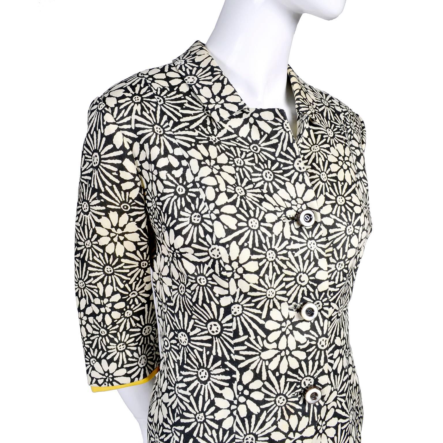 Gray Bullocks Wilshire 1960s Skirt Suit in Floral Linen Print W Marigold Yellow Trim