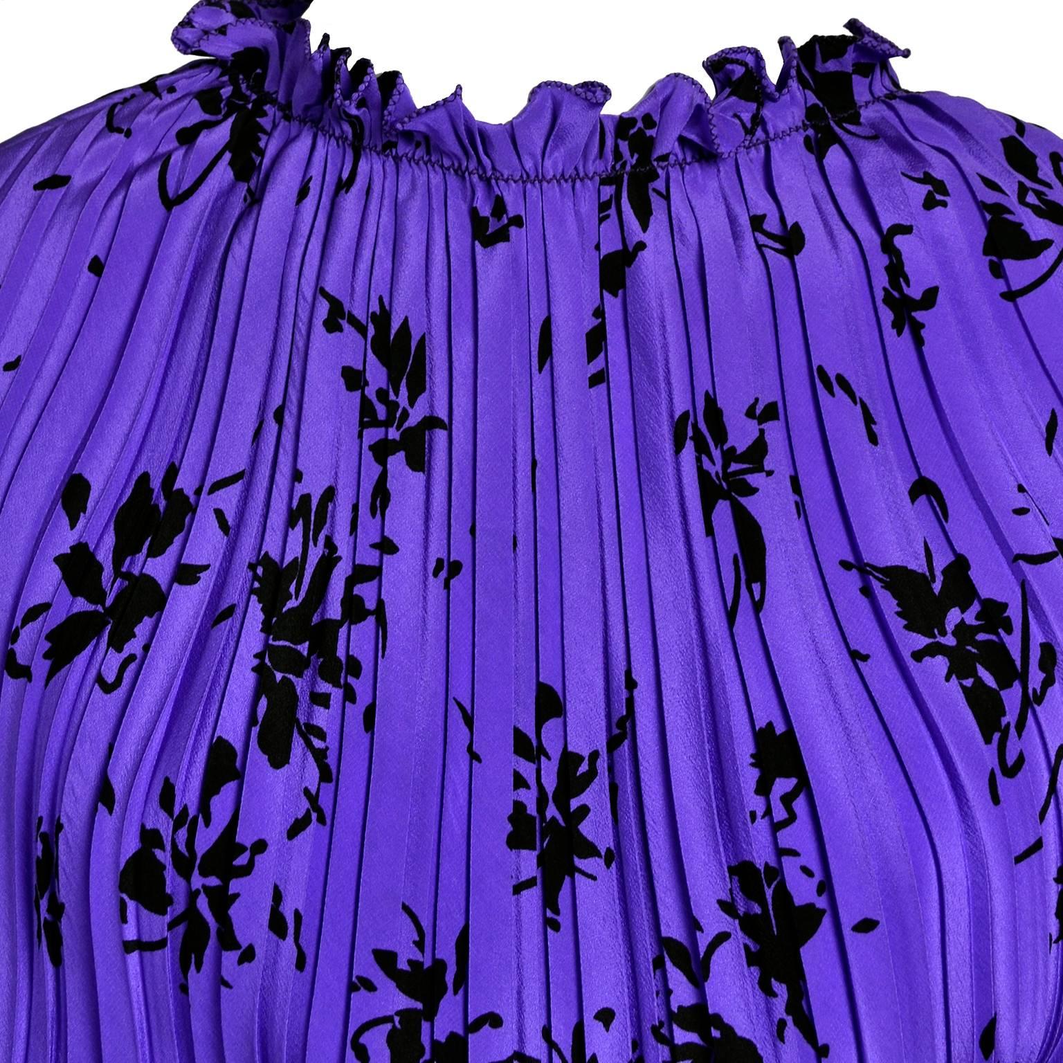 Women's 1970s Adolfo Purple Silk Caftan & Scarf w/ Contrasting Black & White Pants