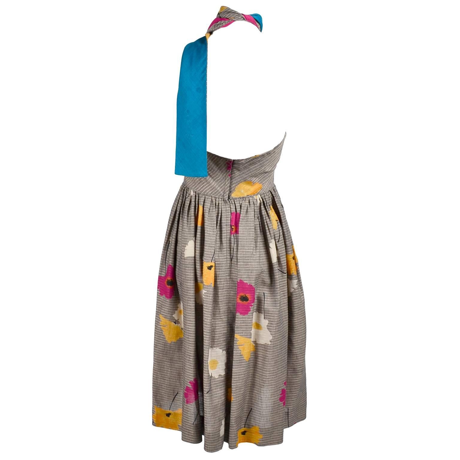 Vintage 1970s Albert Nipon Halter Dress in Linen and Cotton Floral Print Size 2 For Sale 1