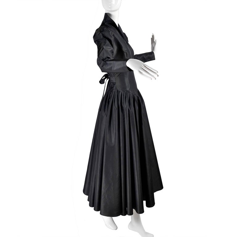 Vintage 1980s Norma Kamali Victorian Style Dress in Black Satin Taffeta Size 6 In Excellent Condition In Portland, OR