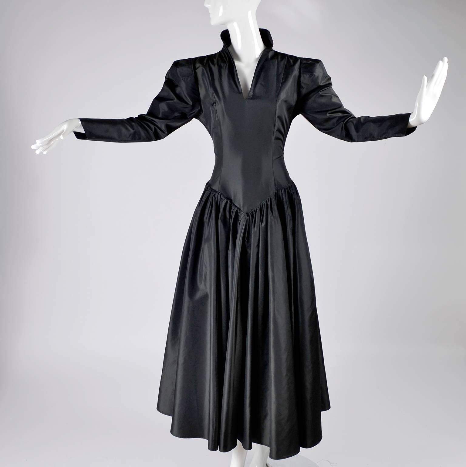 Women's Vintage 1980s Norma Kamali Victorian Style Dress in Black Satin Taffeta Size 6