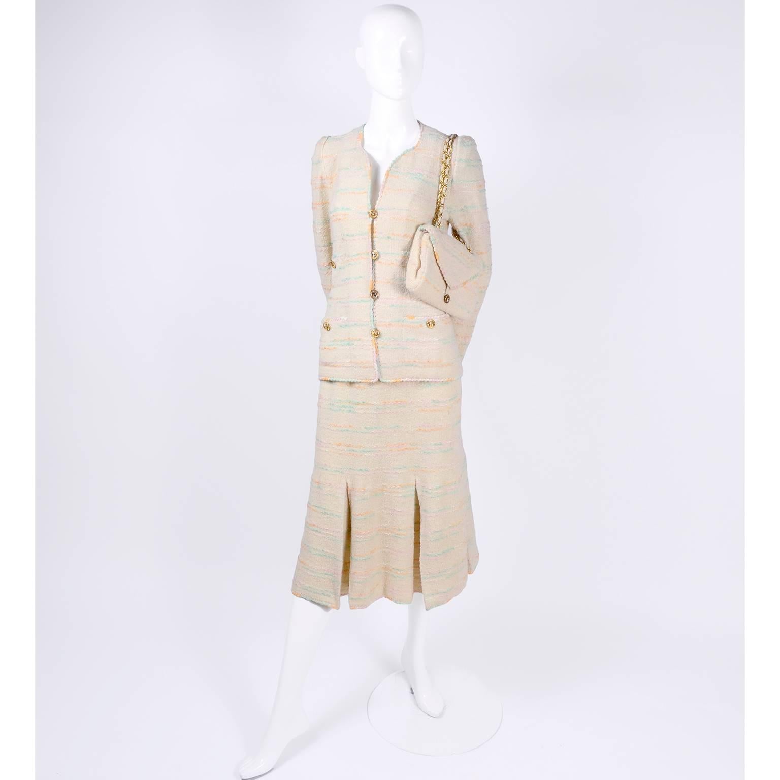 1970s Adolfo Vintage Skirt & Jacket Suit W/ Matching Handbag in Cream Boucle 9