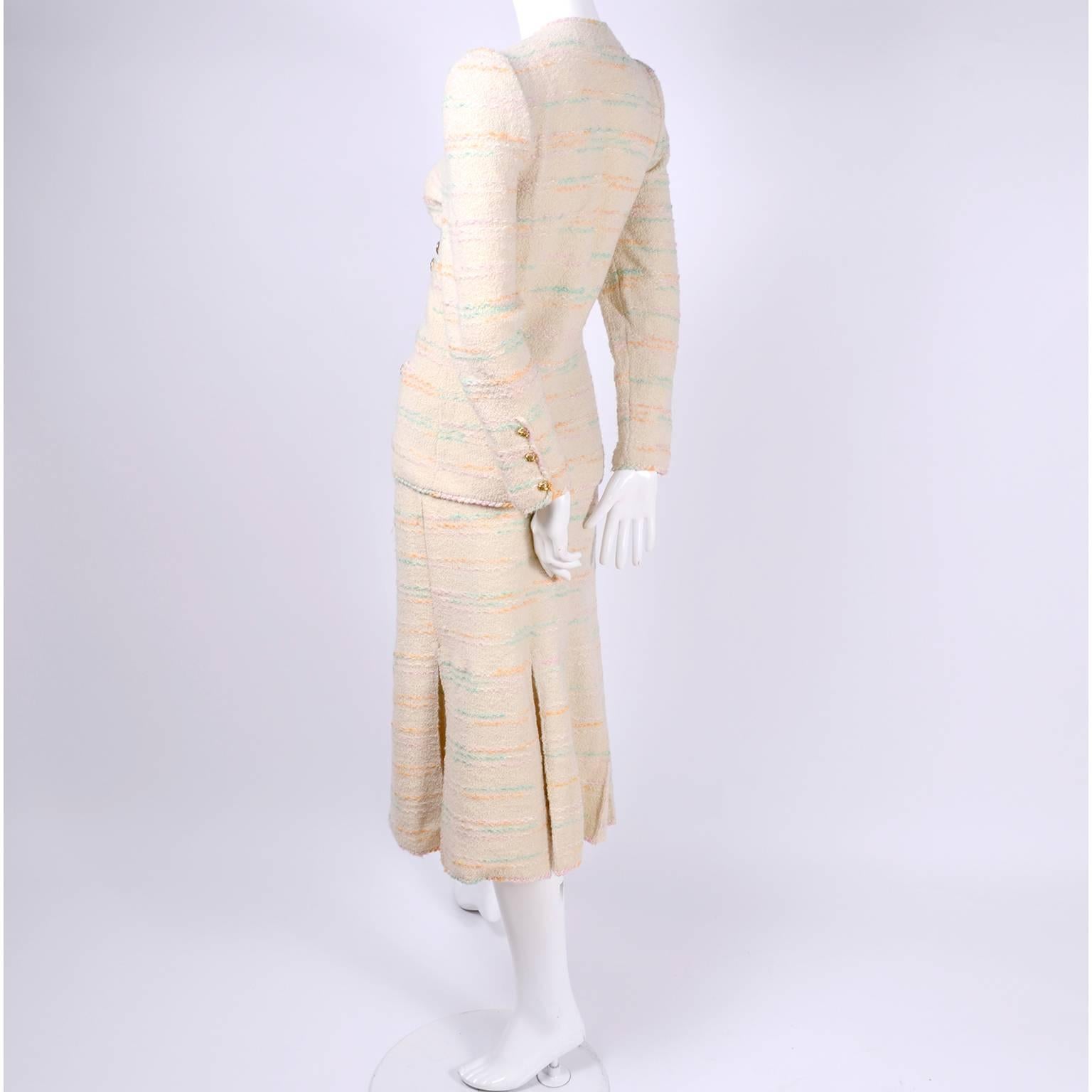 1970s Adolfo Vintage Skirt & Jacket Suit W/ Matching Handbag in Cream Boucle 8