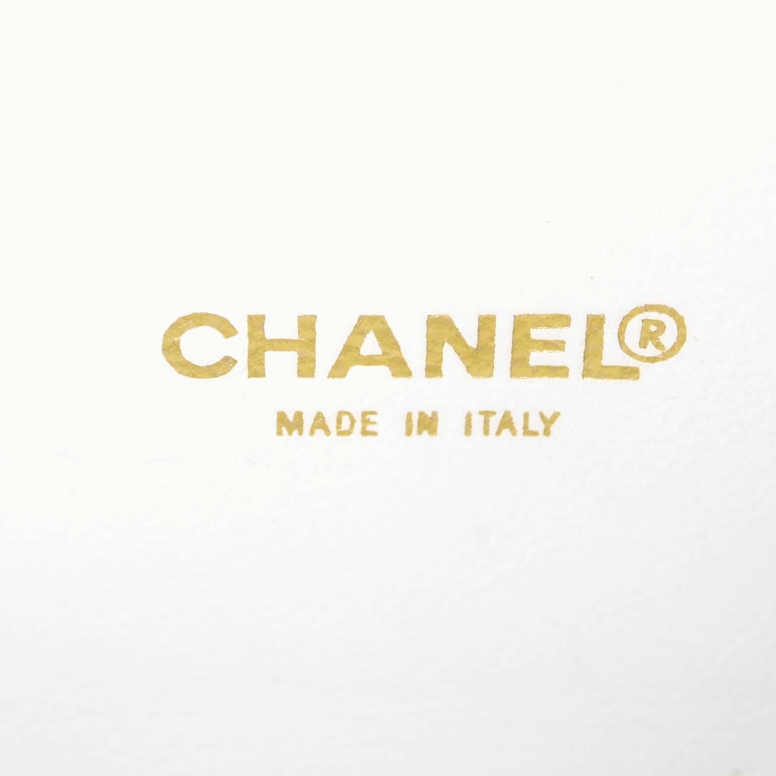 Seltene Chanel runde schwarz-weiße Lammfell-Handtasche Circle Umhängetasche oder Clutch 7