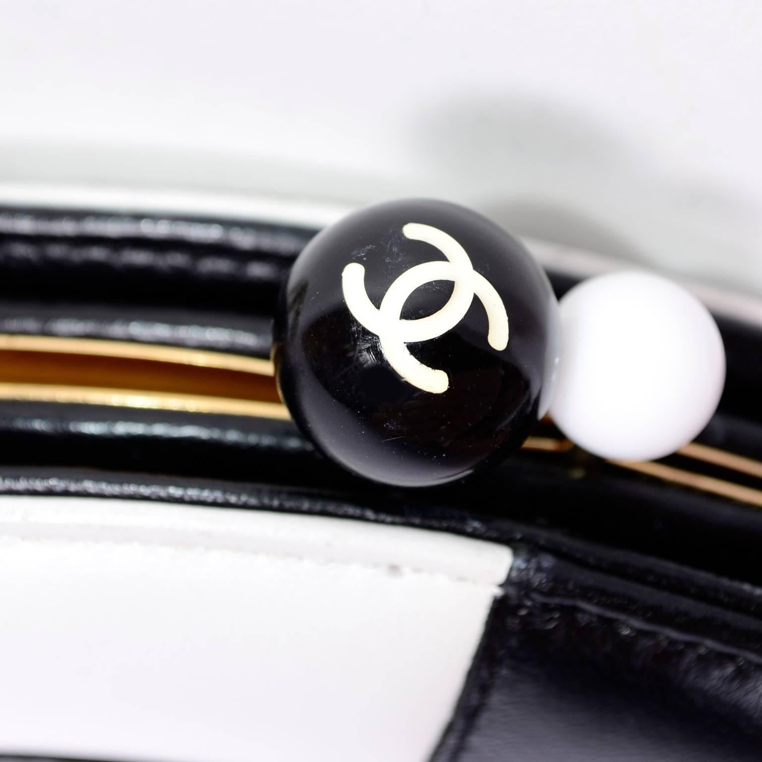 Rare Chanel Round Black & White Lambskin Handbag Circle Shoulder Bag or Clutch  2