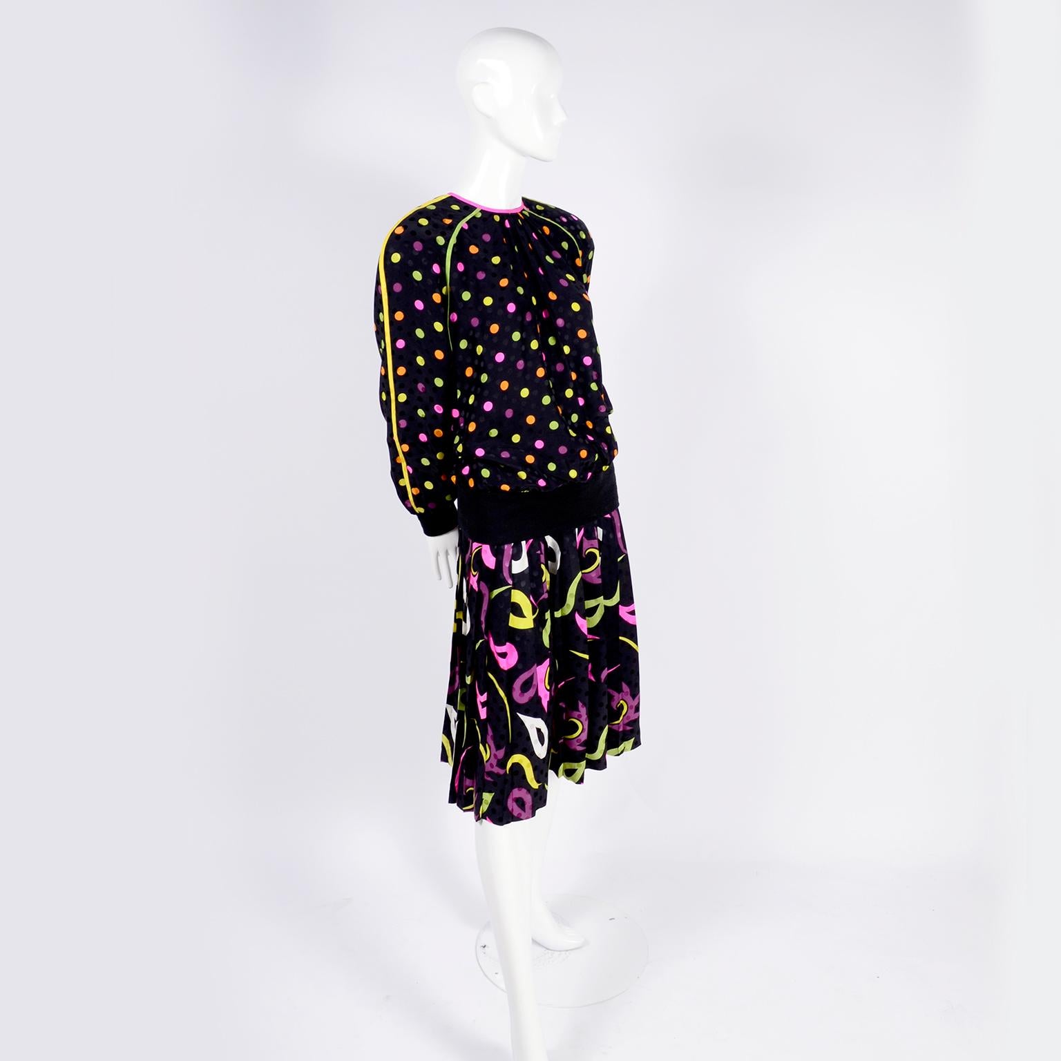 Women's Julie Francis 1980s Silk Dress in Polka Dot Abstract Paisley Pattern Mix & Scarf