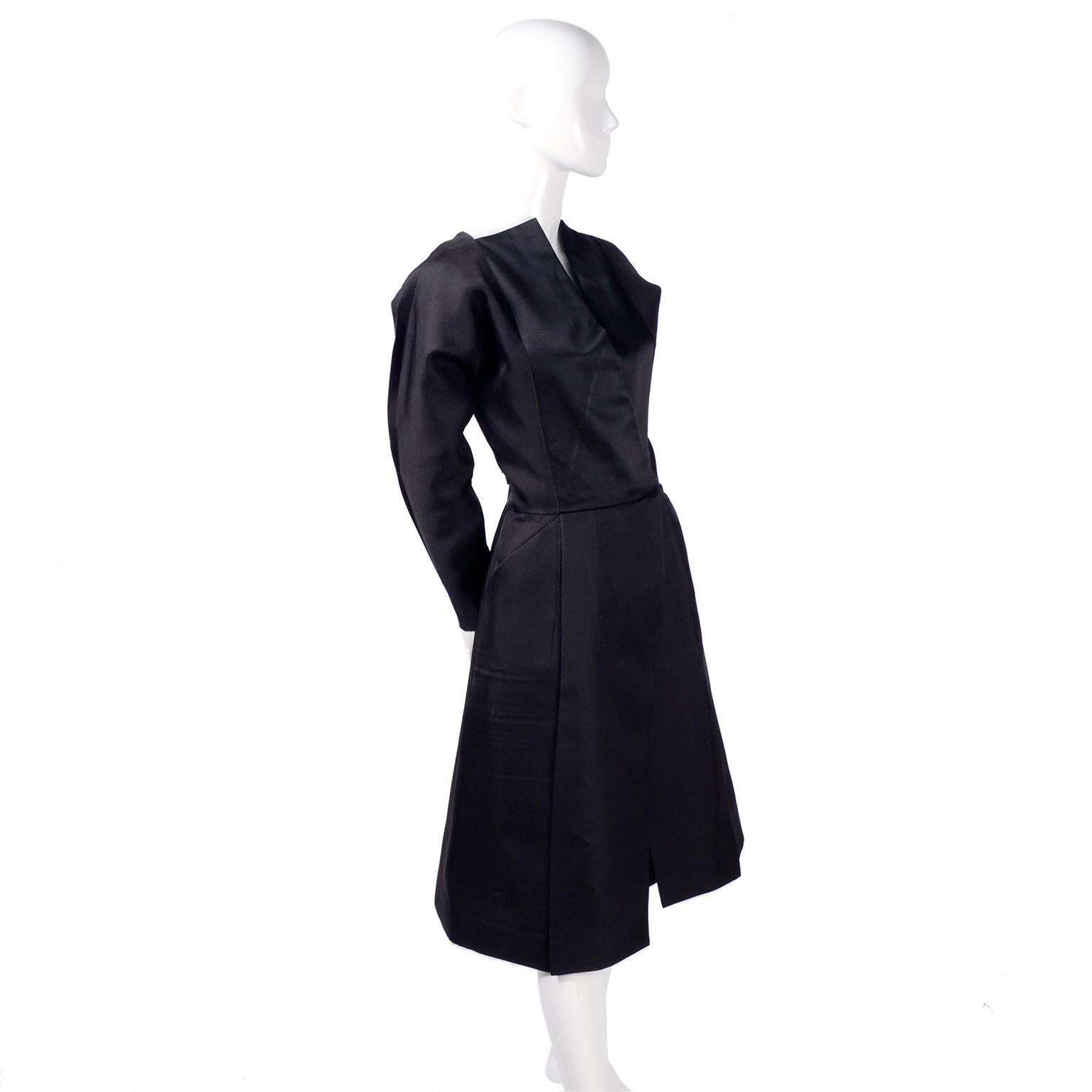 Vintage Black Geoffrey Beene Dress W/ Detailed Origami Folds & Styling In Excellent Condition In Portland, OR