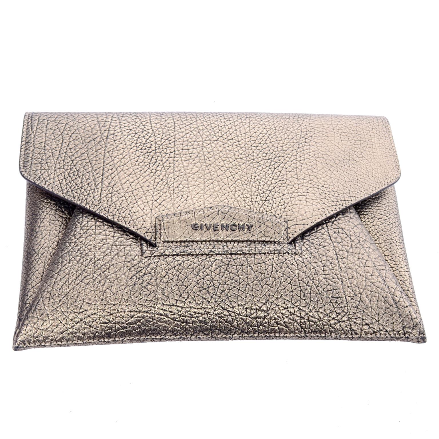 Givenchy Envelope Clutch Medium Antigona Goat Leather Handbag in Bronze Metallic