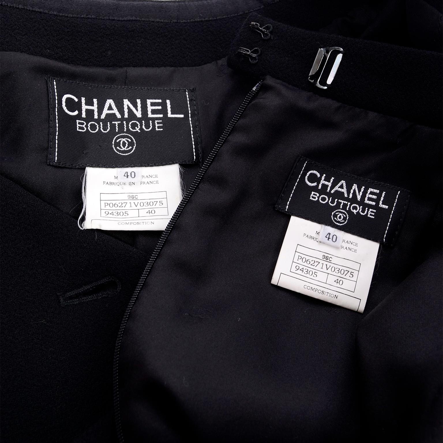 Chanel Jacket and Skirt Suit in Black Wool With Silk Lining Cruise Resort 1996 For Sale 10