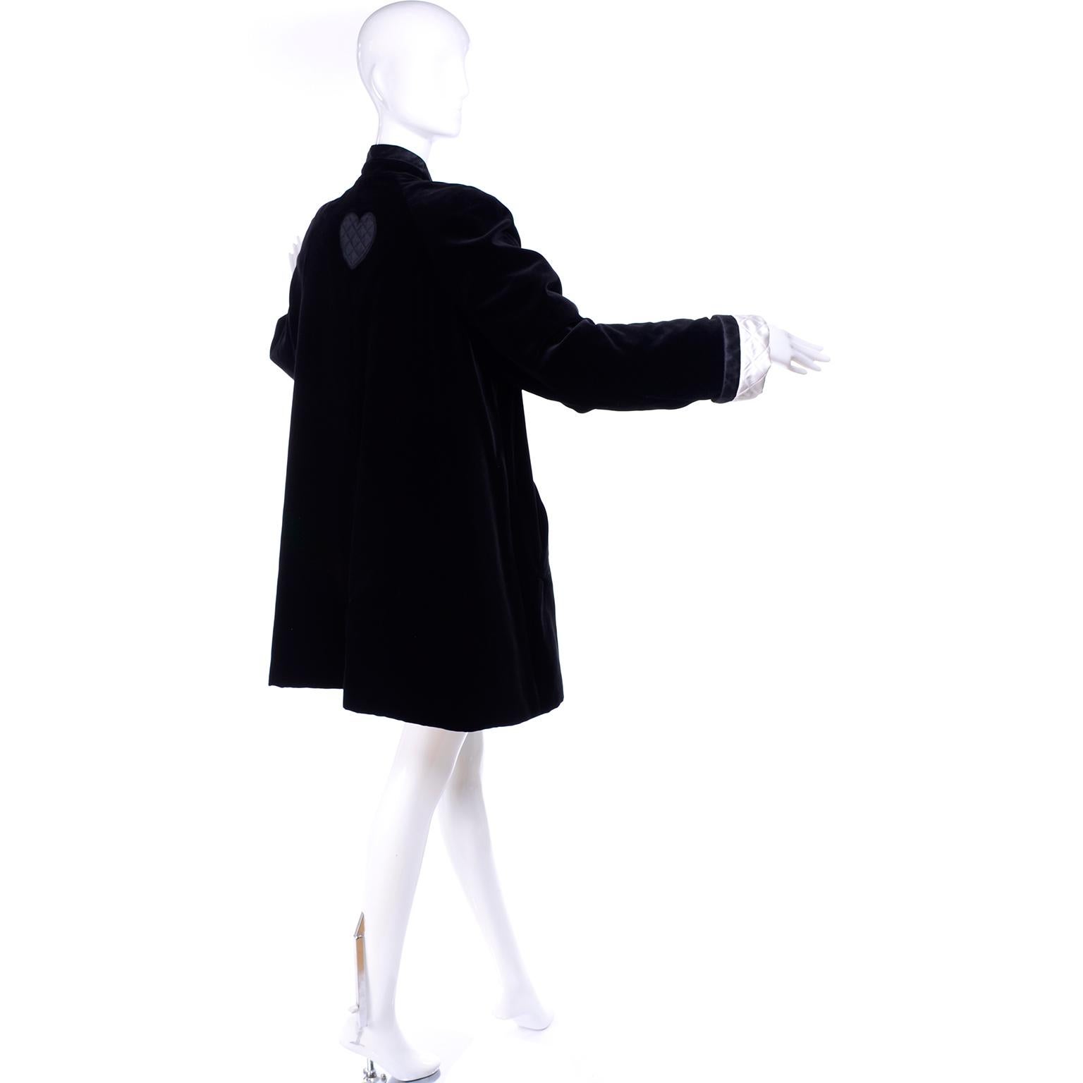 Escada Couture Black Velvet Evening Coat W/ Quilted Silk Ivory Lining In Excellent Condition For Sale In Portland, OR