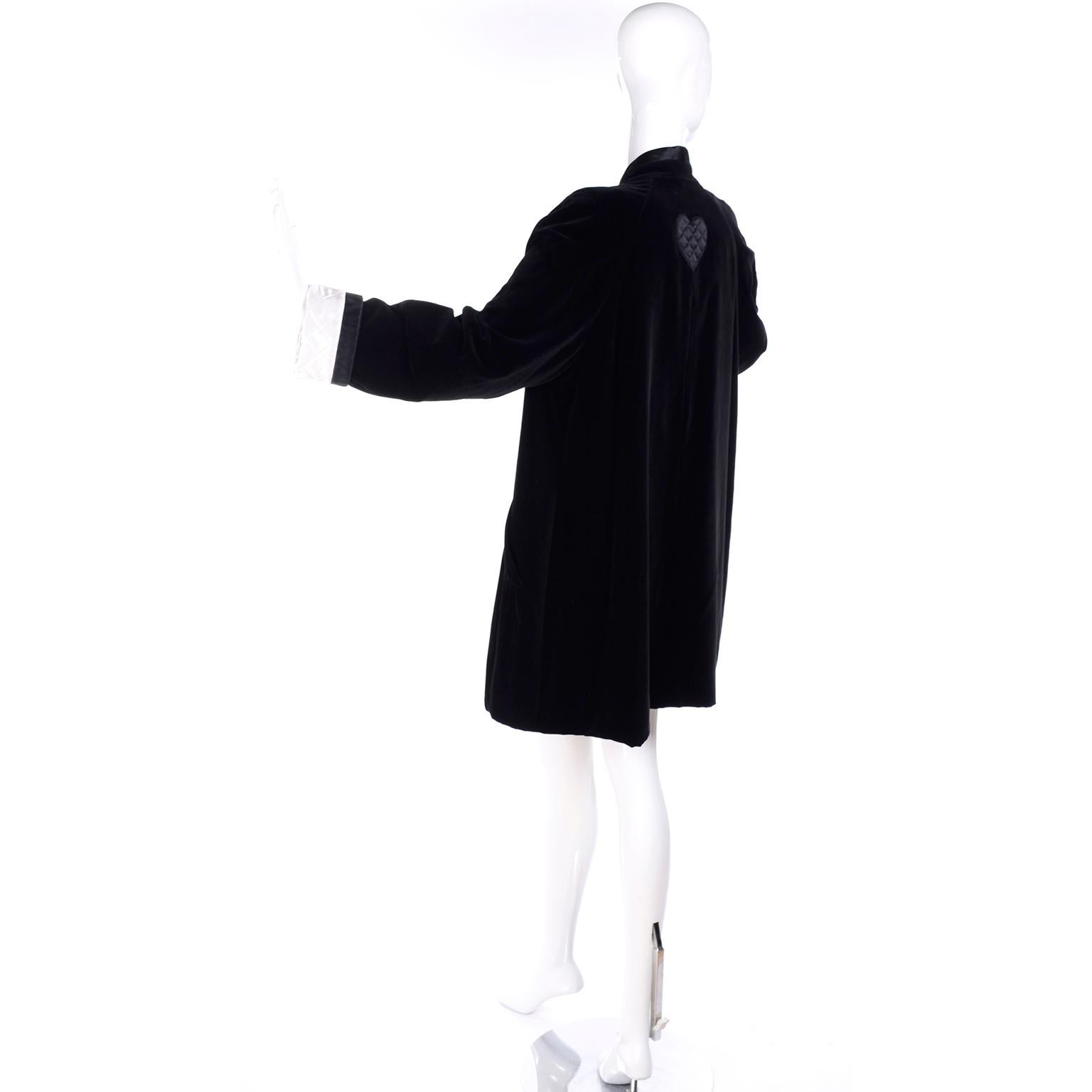 Escada Couture Black Velvet Evening Coat W/ Quilted Silk Ivory Lining For Sale 2