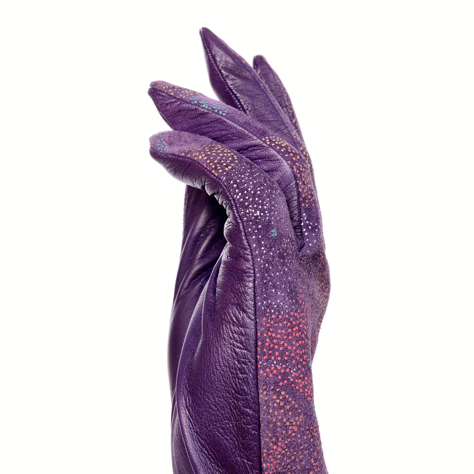 Carlos Falchi Vintage Long Purple Leather Gloves w/ Pointillism Style Flowers For Sale 4