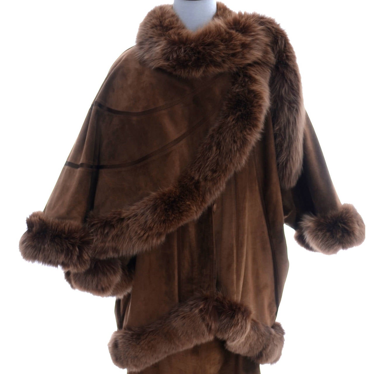 Rare Beltrami 2 Piece Vintage Suede Skirt Coat Cape Suit Fox Fur In Excellent Condition In Portland, OR