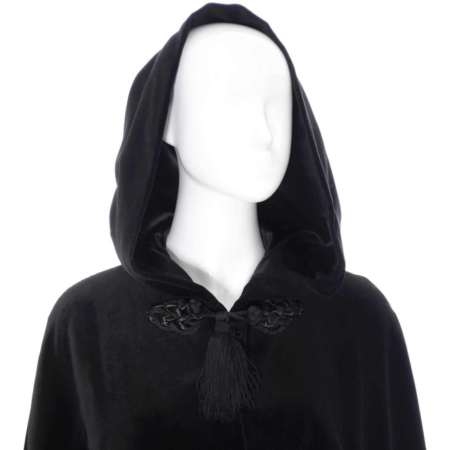 YSL Yves Saint Laurent Rive Gauche Vintage Opera Cape Hooded Black Velvet 1