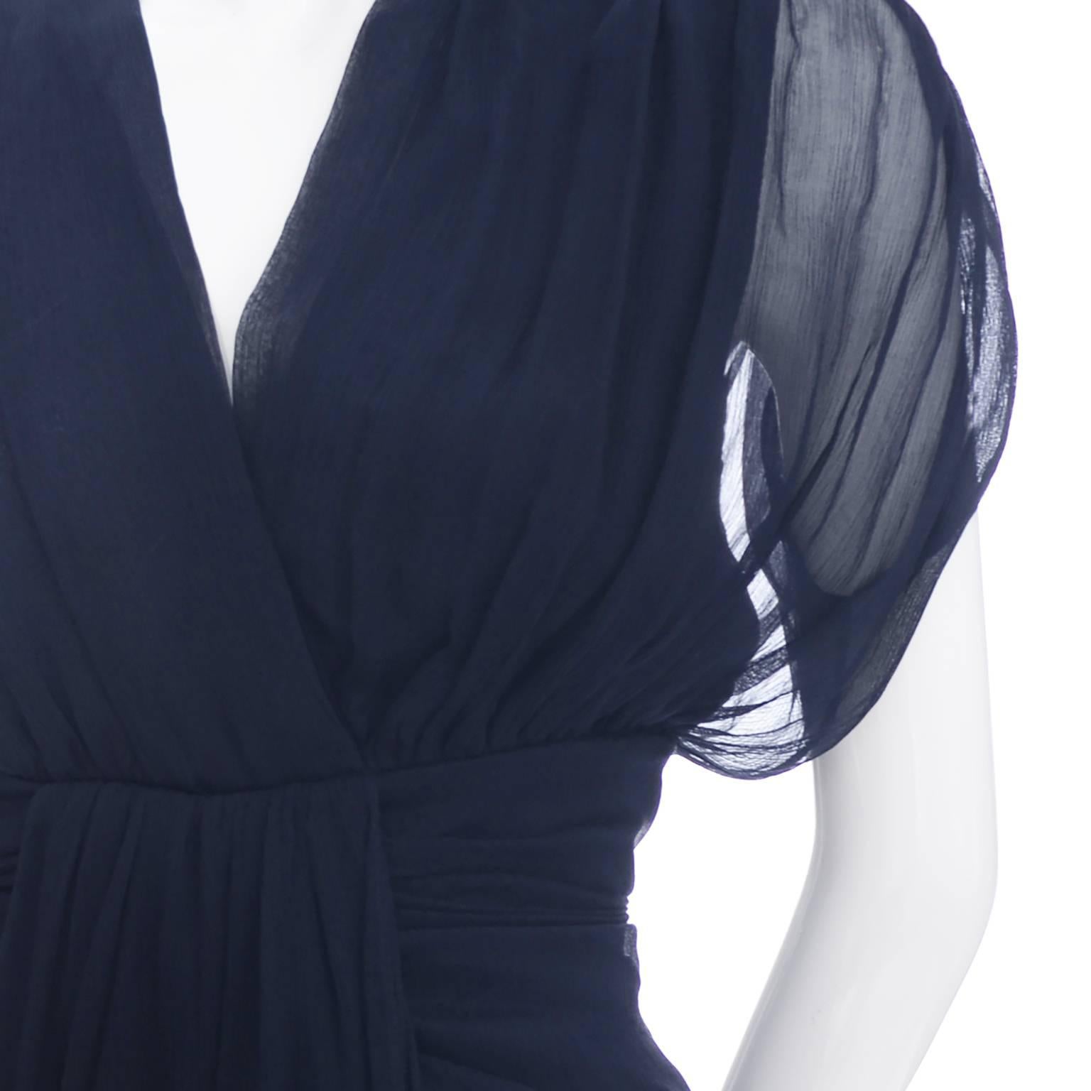 Diane von Furstenberg Silk Chiffon Tull Dress Navy Blue Draping Size 8 In Excellent Condition In Portland, OR
