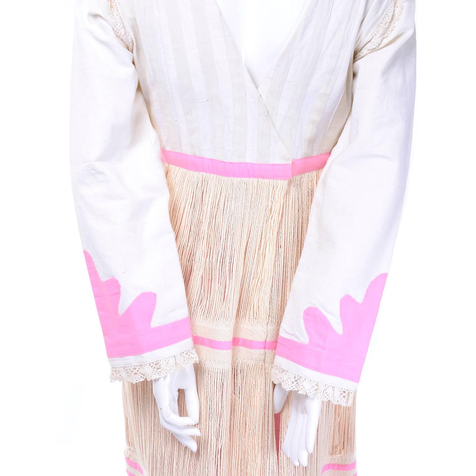 1960s Natural Linen Vintage Handwoven Folk Dress W Fringe & Pink Applique Trim For Sale 3