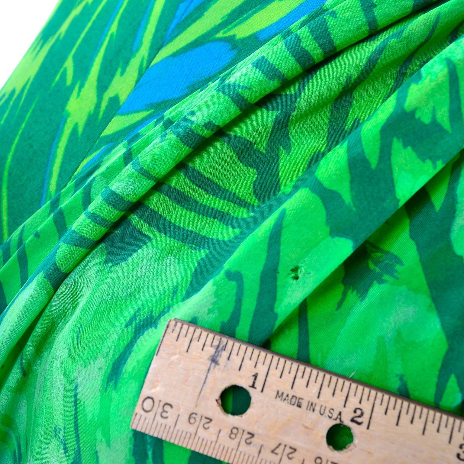 1970s Vintage Silk Jersey Blue & Green Print Jumpsuit w/ Matching Sarong 3
