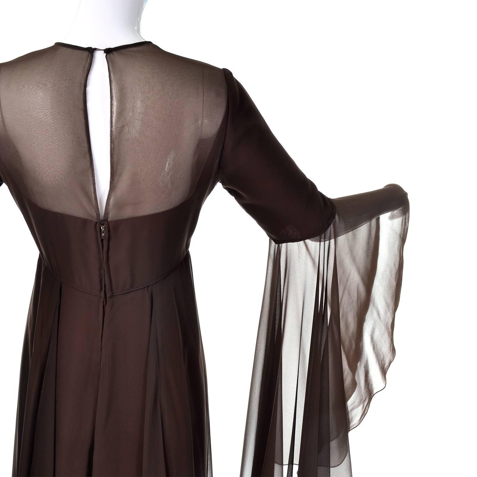 Vintage-Abendkleid von Estevez aus braunem Chiffon mit Statement-Ärmeln Damen im Angebot