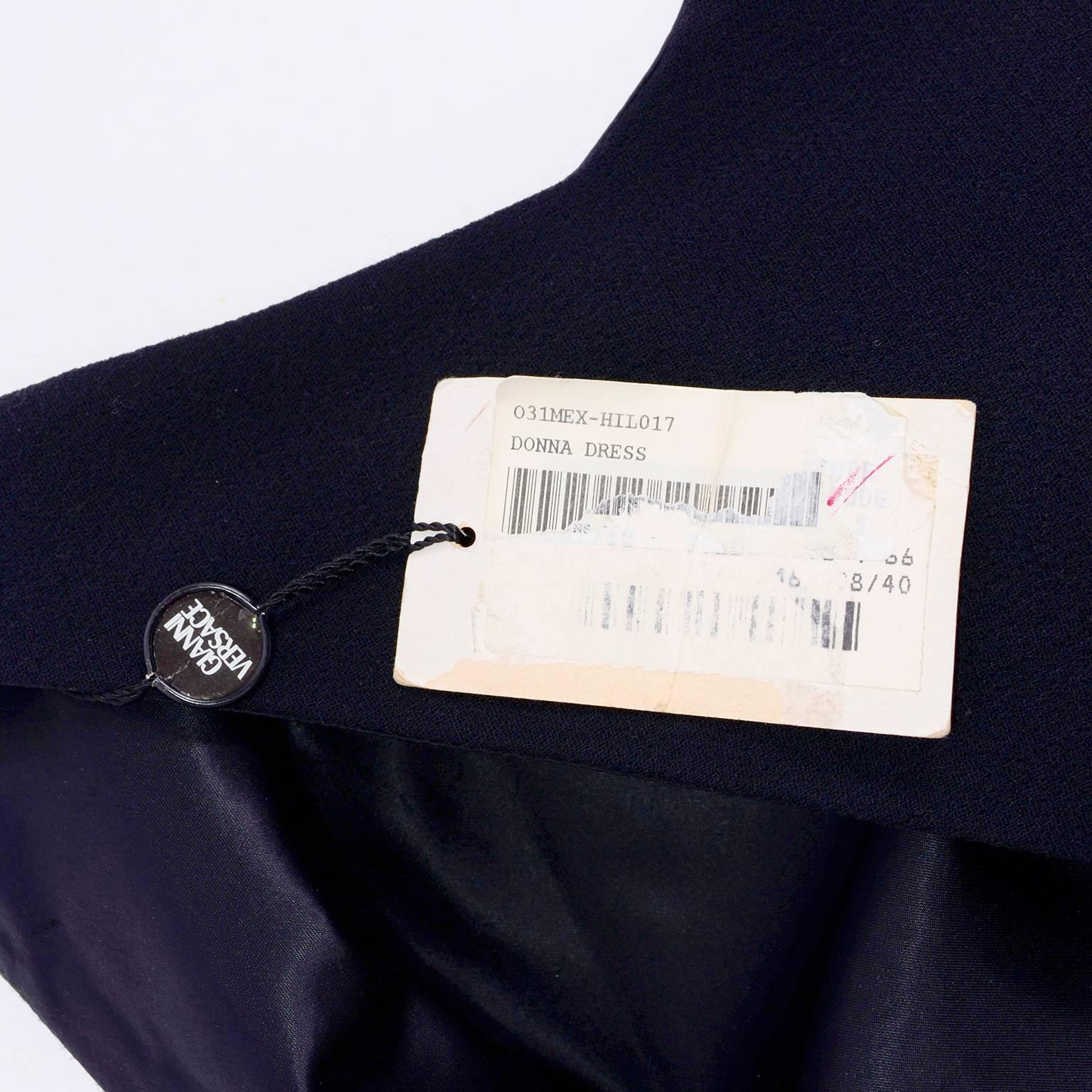 Deadstock Neu mit Etiketten Gianni Versace Couture Vintage Kleines schwarzes Vintage-Kleid 1995/96 im Angebot 7