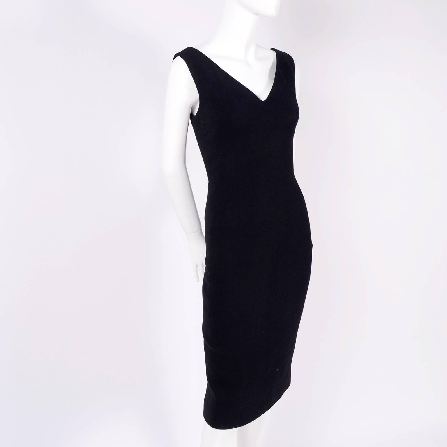Deadstock Neu mit Etiketten Gianni Versace Couture Vintage Kleines schwarzes Vintage-Kleid 1995/96 im Zustand „Neu“ im Angebot in Portland, OR