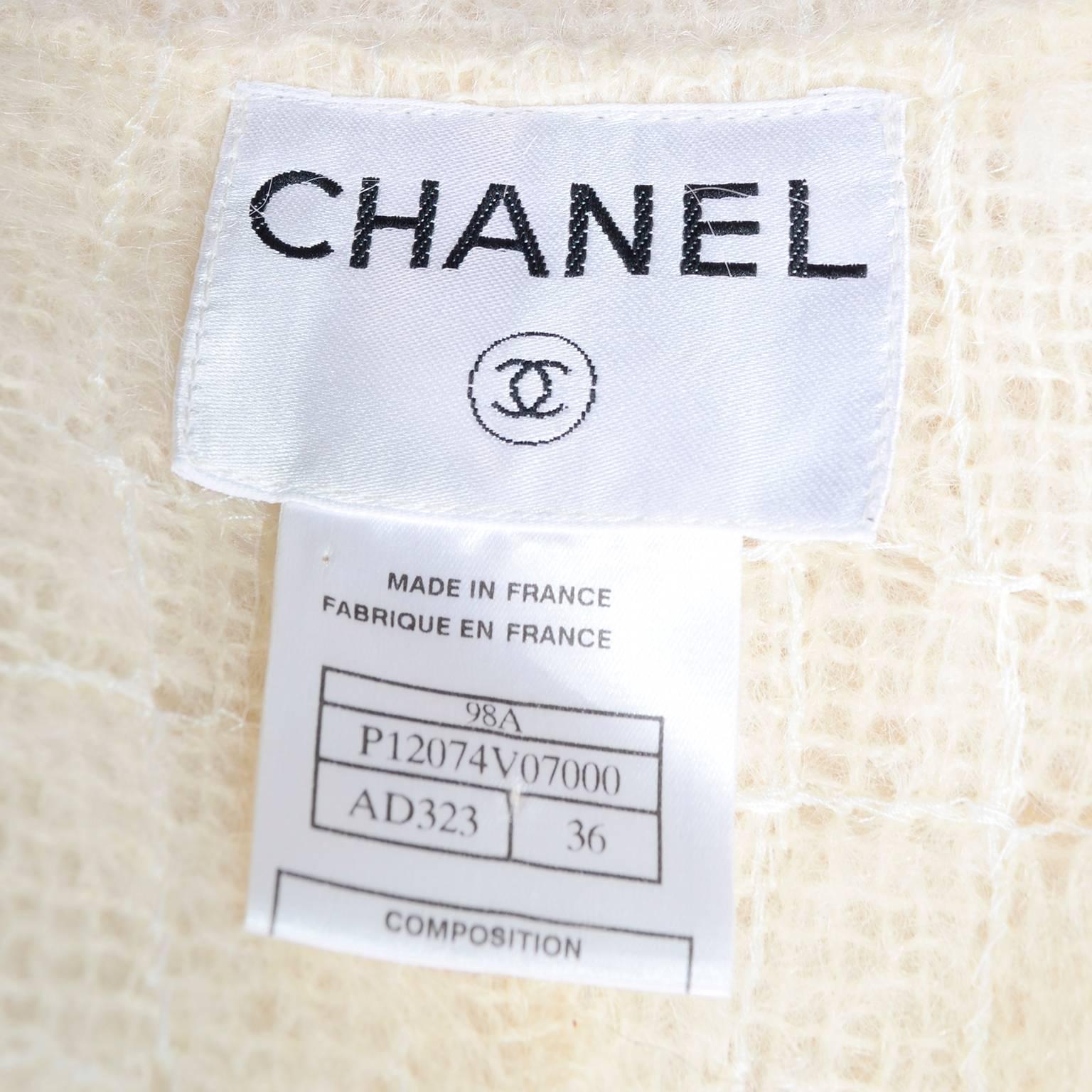 Documented Runway Chanel Coat in Cream Mohair Wool, Autumn / Winter 1998 4