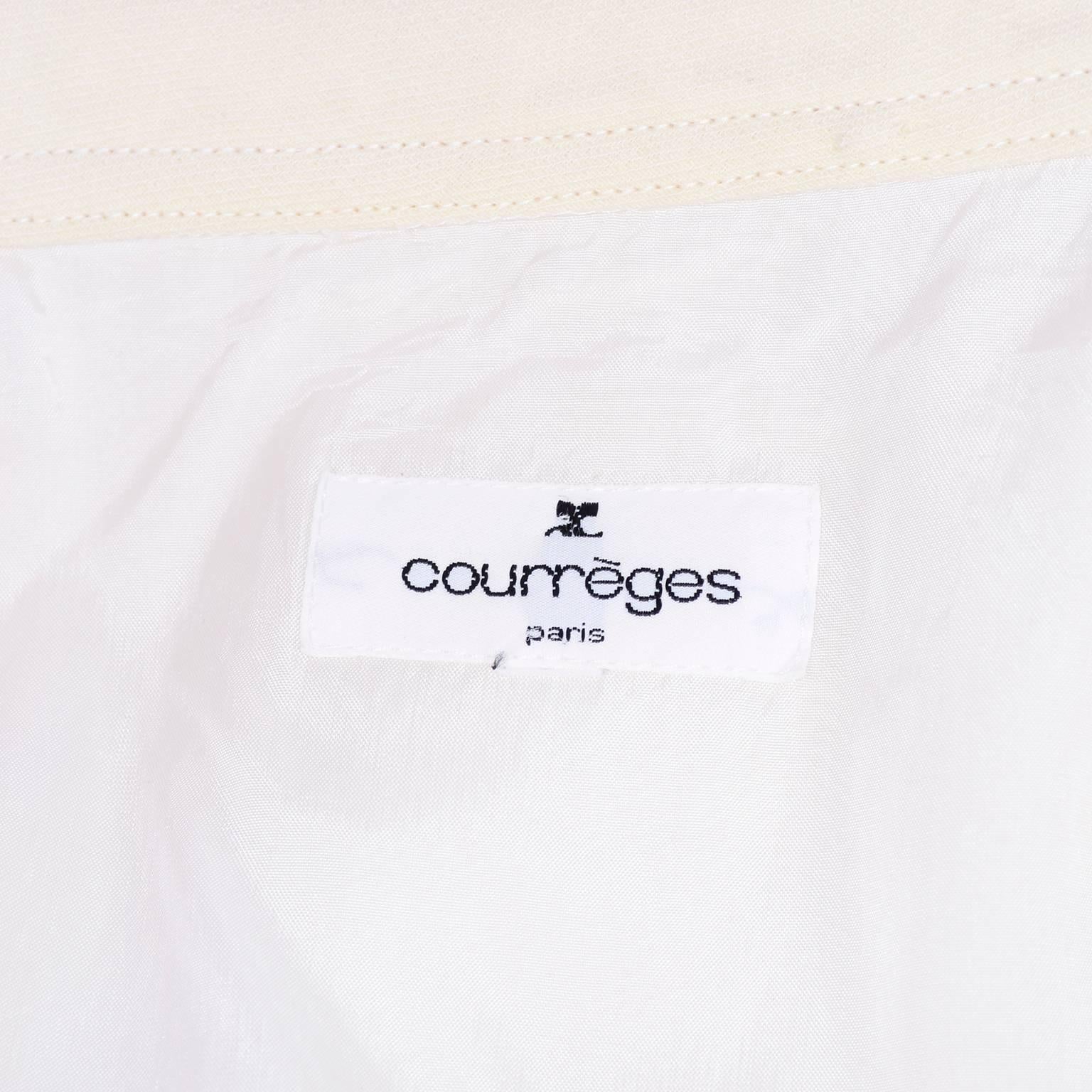 Courreges Mantel aus weißer, weißer und elfenbeinfarbener Wolle mit Reißverschluss vorne und Taschen im Angebot 3