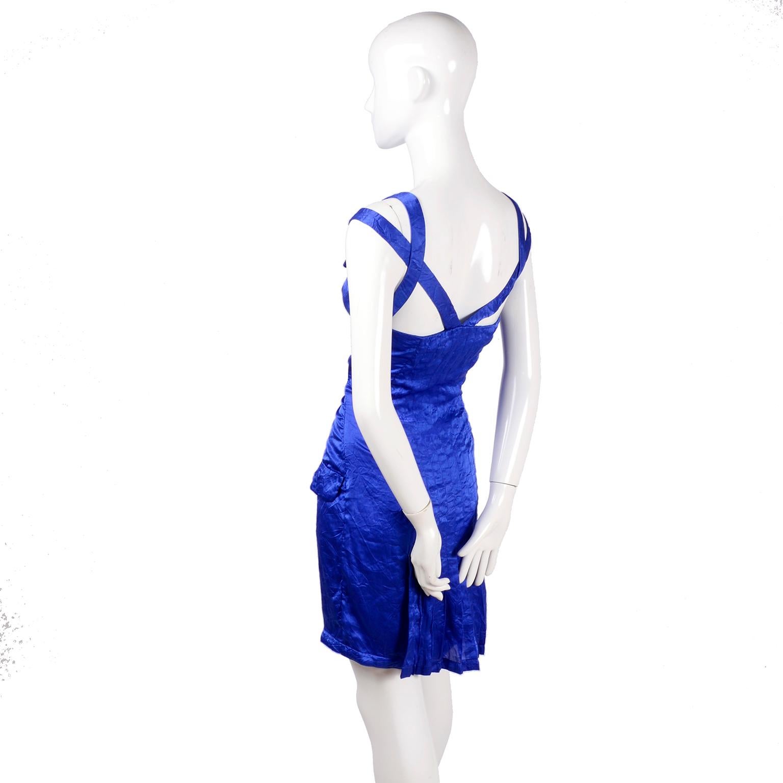 Gianni Versace Couture Dokumentiertes Laufstegkleid aus blauer Seide, 1994  Damen im Angebot
