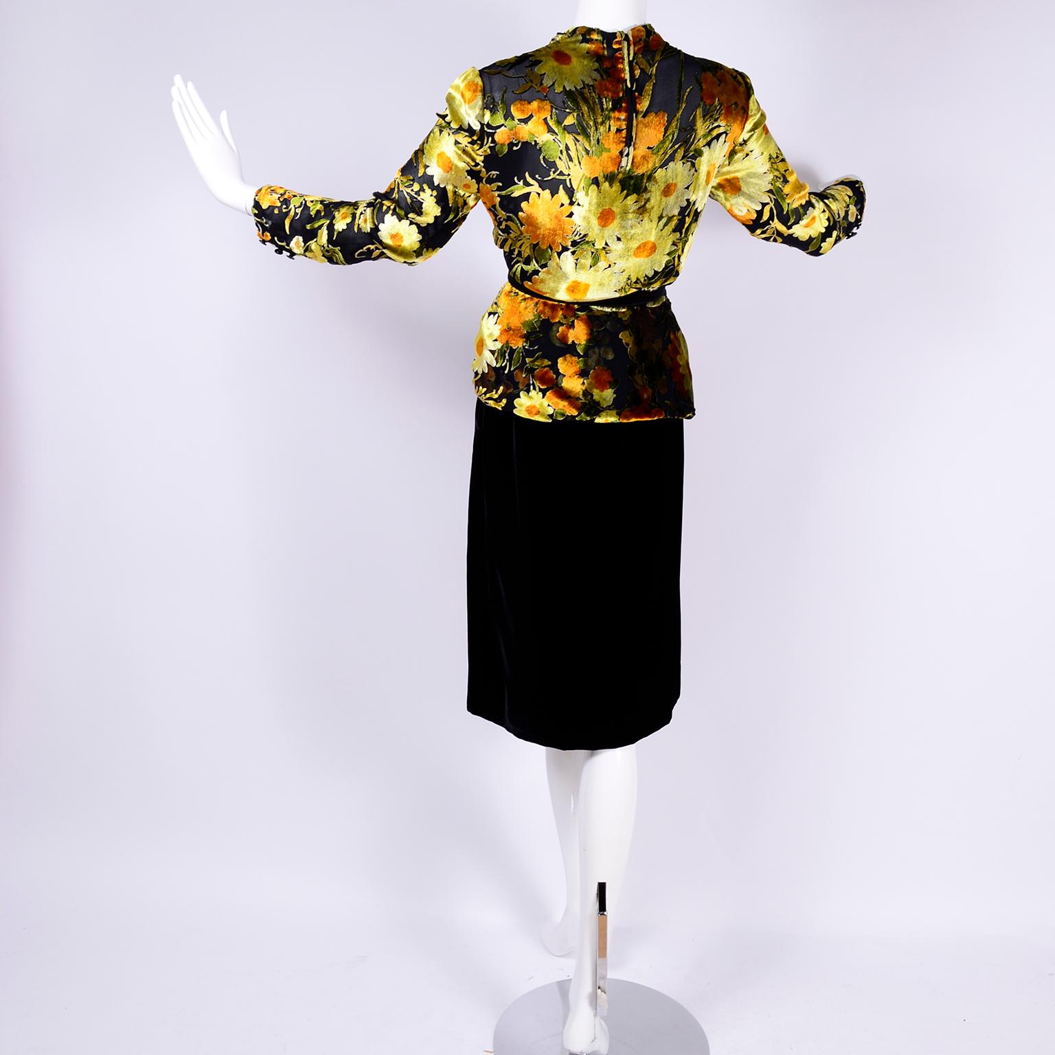 Valentino Vintage 2 Piece Dress Yellow Burn Out Velvet Top & Black Velvet Skirt In Excellent Condition For Sale In Portland, OR
