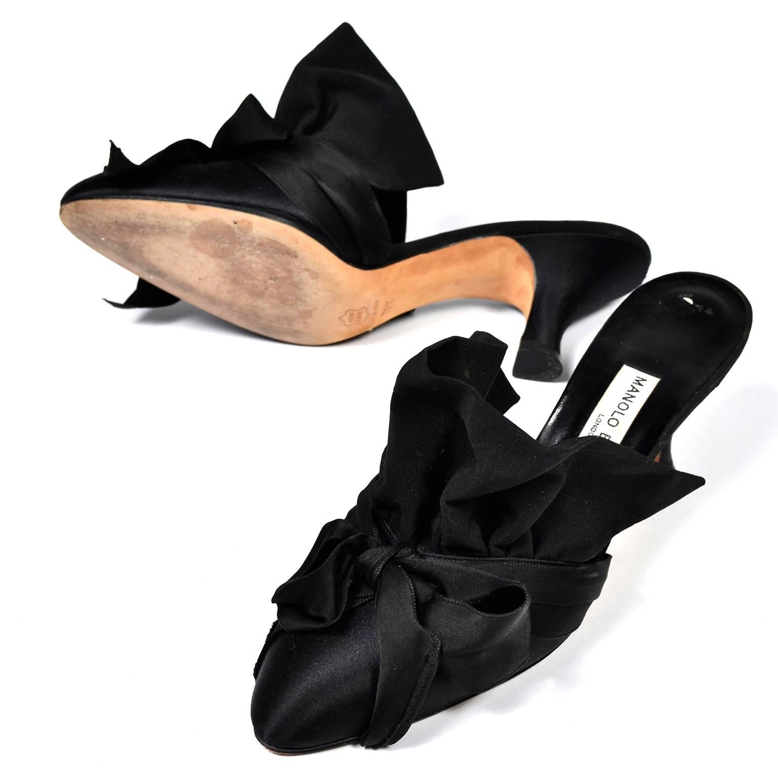 Rare Vintage Manolo Blahnik Black Ruffled Satin Bow Shoes Mules Size 39.5 2