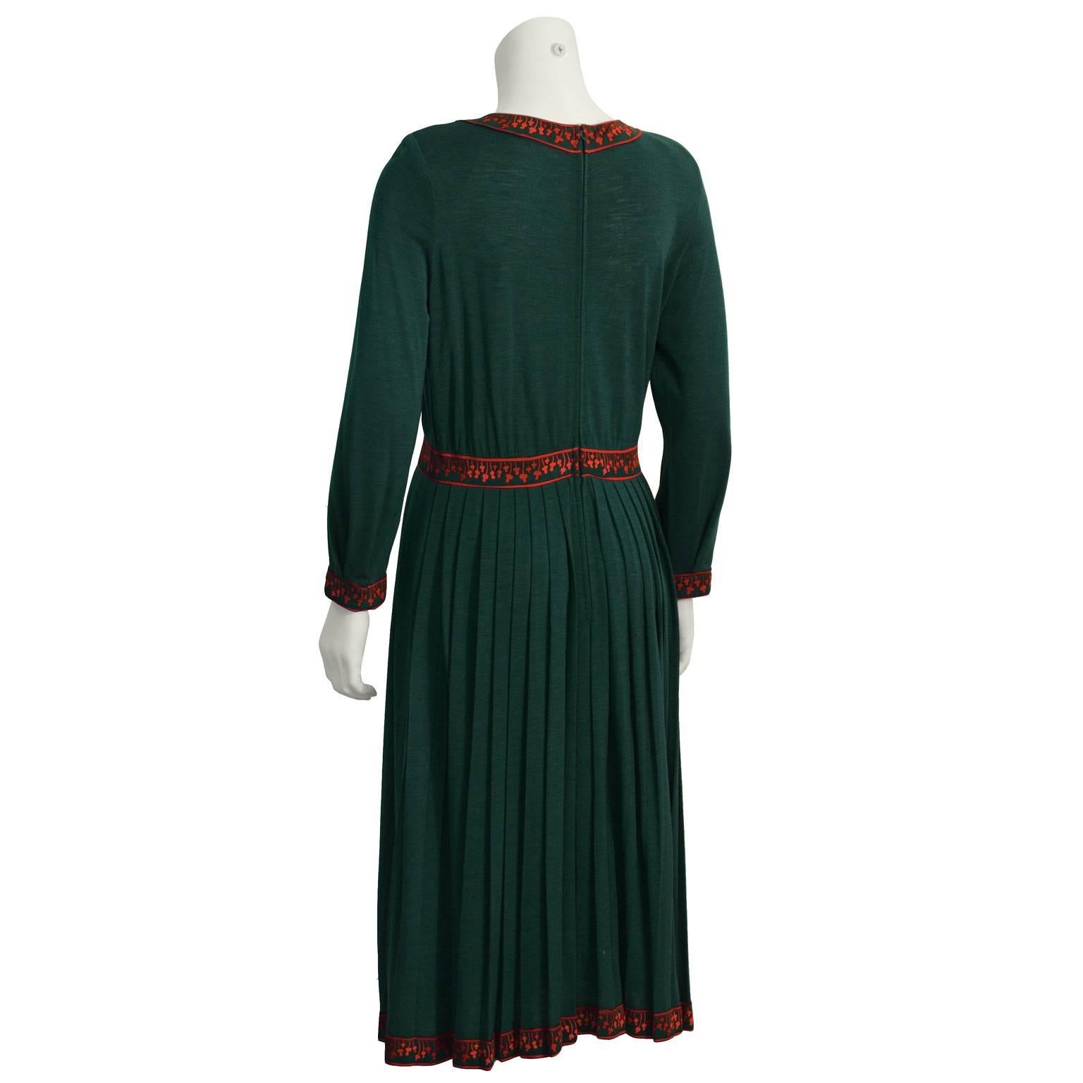 Black 1970's Bessi Green Dress with Fushia Trim