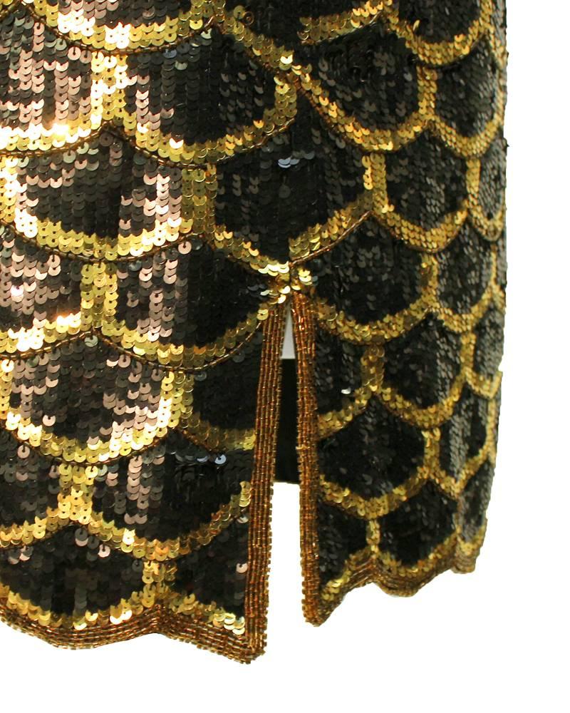 1970's Black and Gold Fishscale Sequin MIni Dress In Excellent Condition In Toronto, Ontario