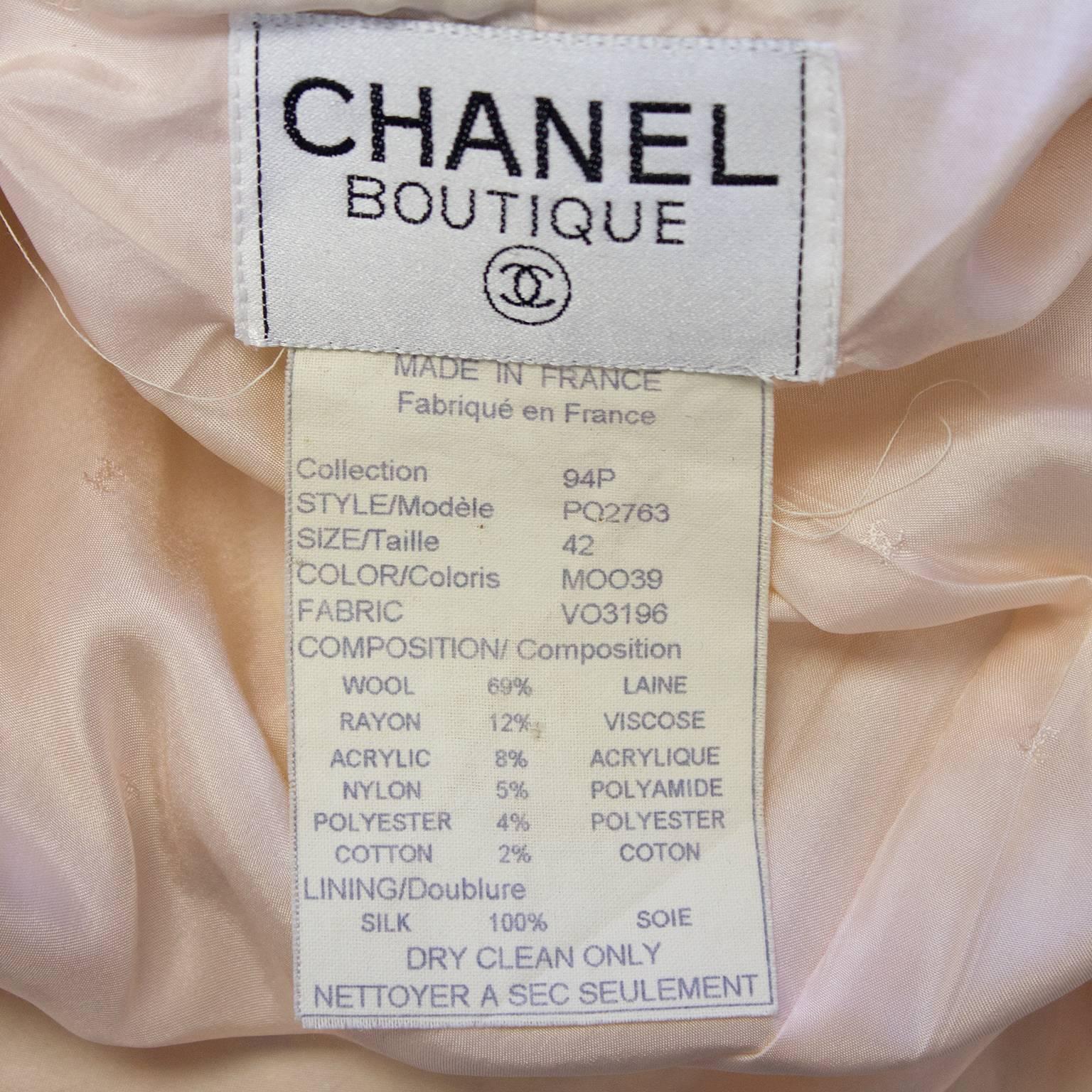 Women's 1994P Chanel Pastel Pink Multi-Color Boucle Cropped Jacket 
