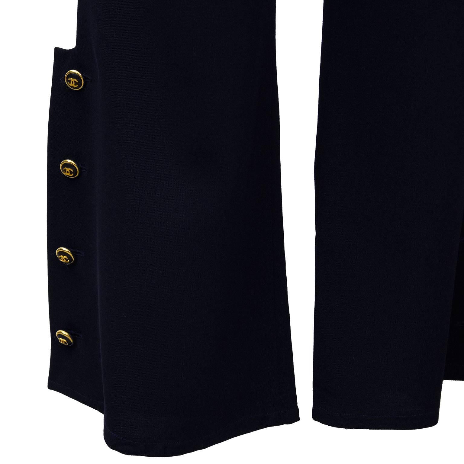 1998P Chanel Navy Blue Trousers with Gold Buttons  In Excellent Condition In Toronto, Ontario
