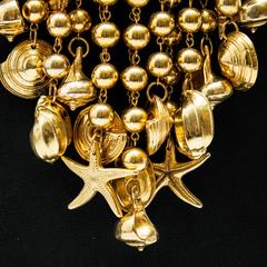 1960s Anonymous Gold Tone Seashell Necklace