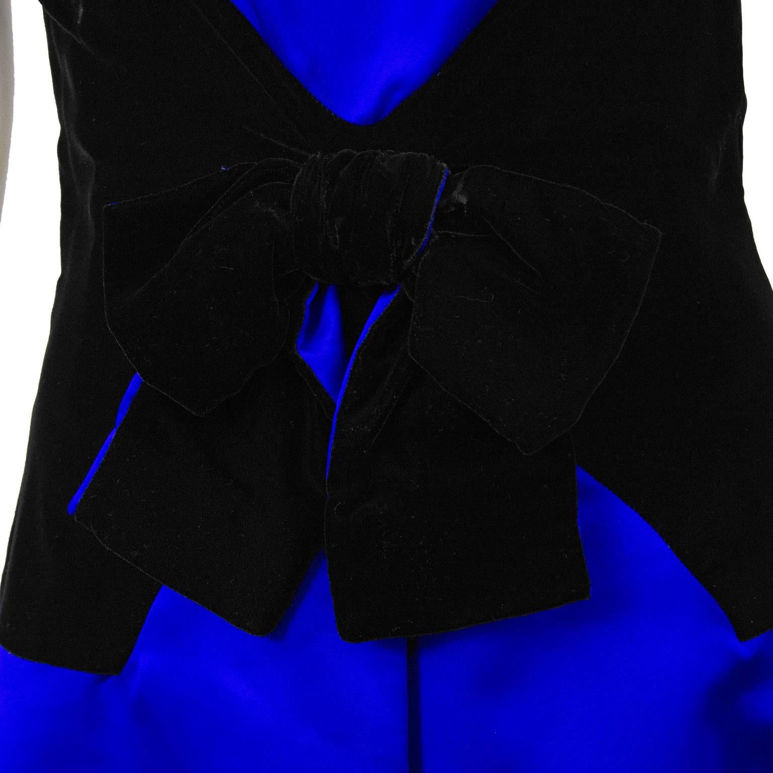 1980's Scaasi Royal Blue Satin and Black Velvet Cocktail Dress  In Excellent Condition In Toronto, Ontario